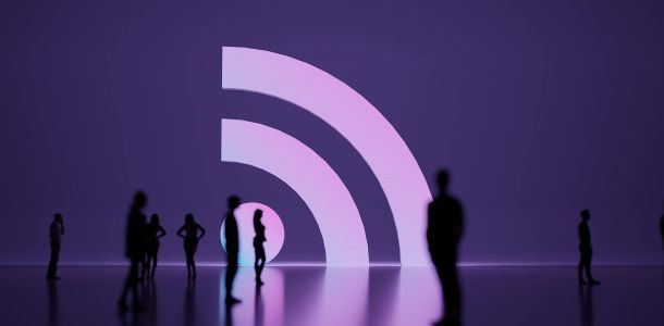 How to show a featured image in a WordPress RSS feed